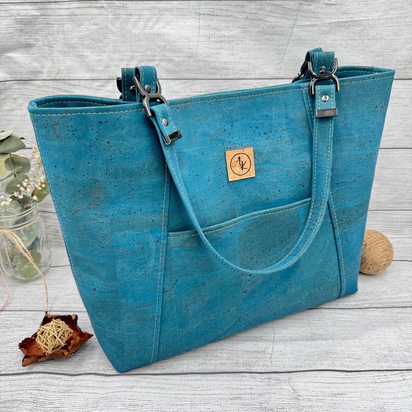 Uptown Tote - Turquoise Solid