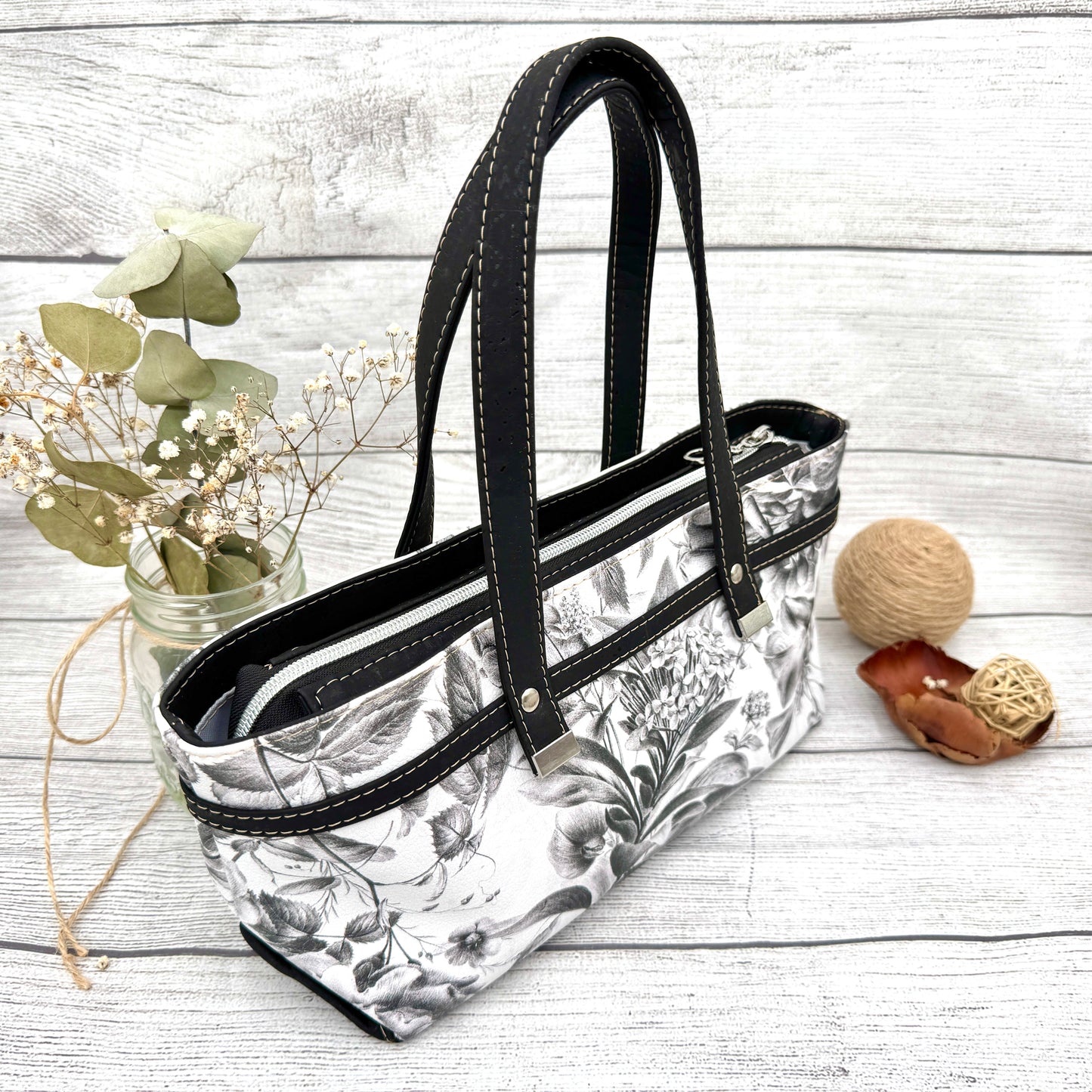 Celeste - Toile & Black