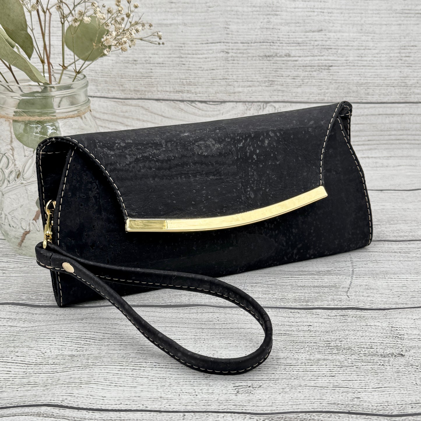 Deana Clutch - Black