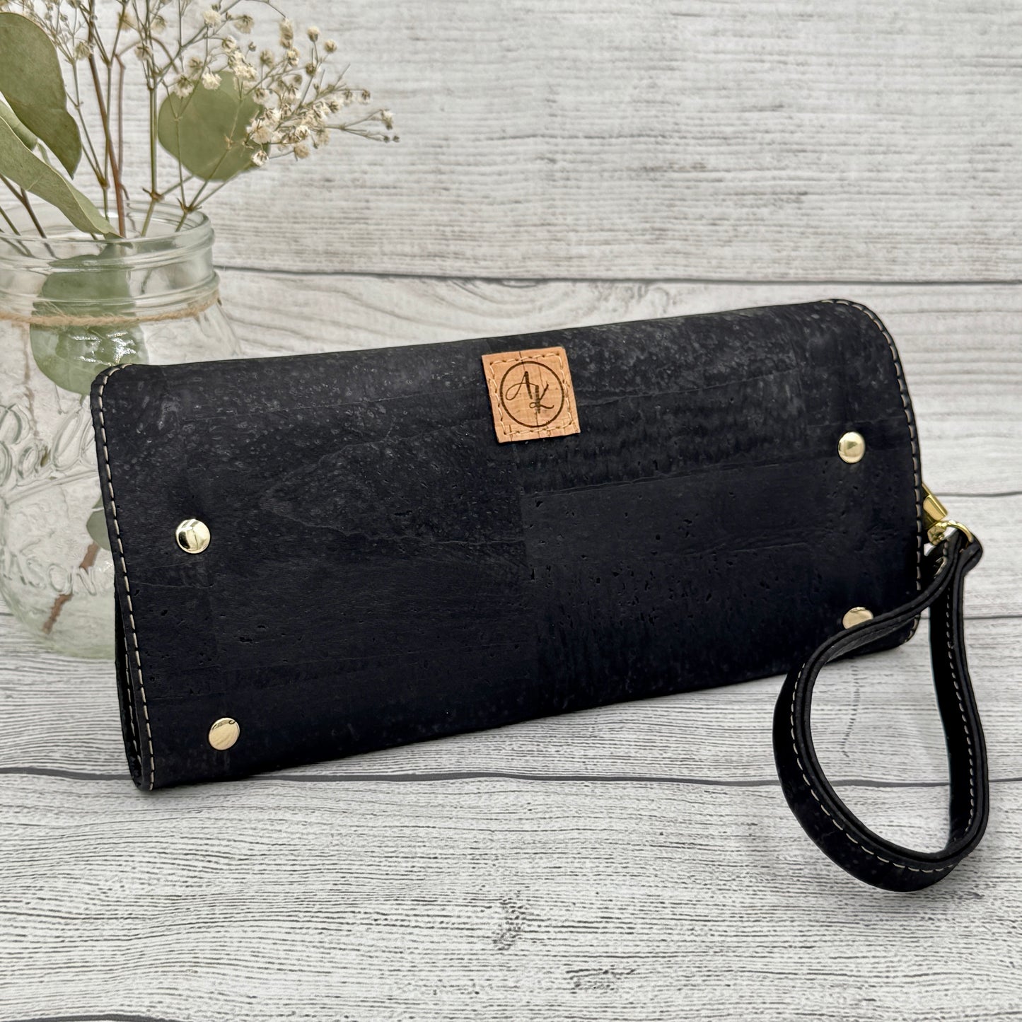 Deana Clutch - Black