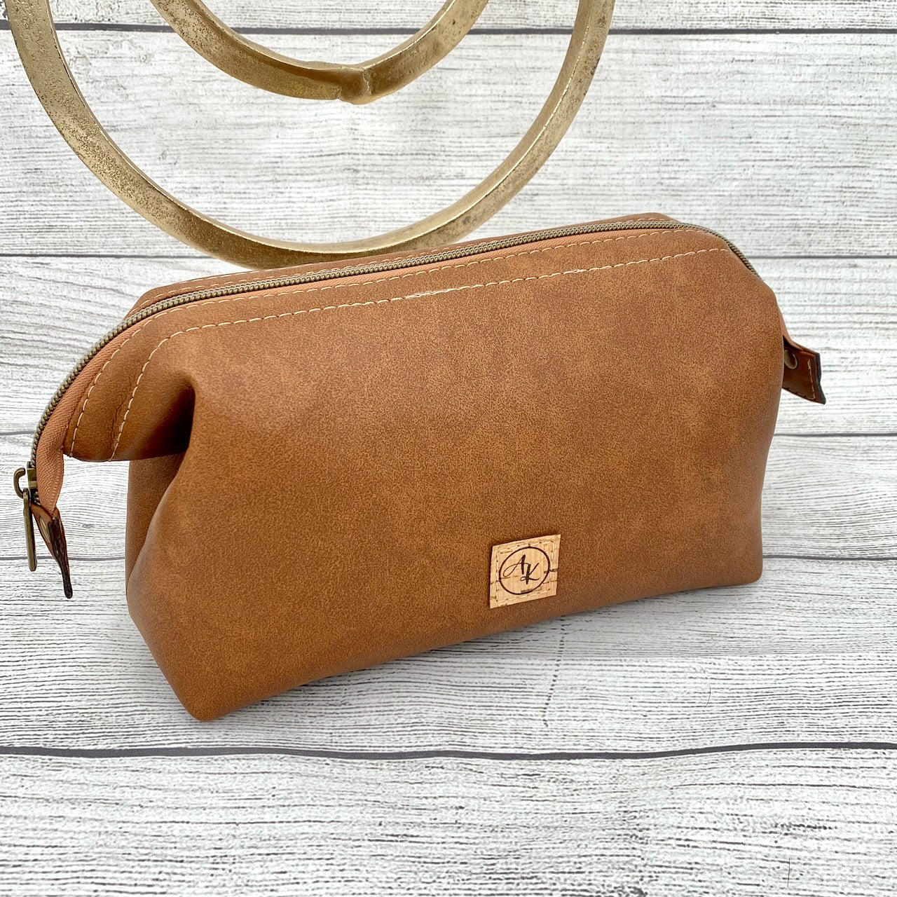 Retreat Toiletry Bag - Tan